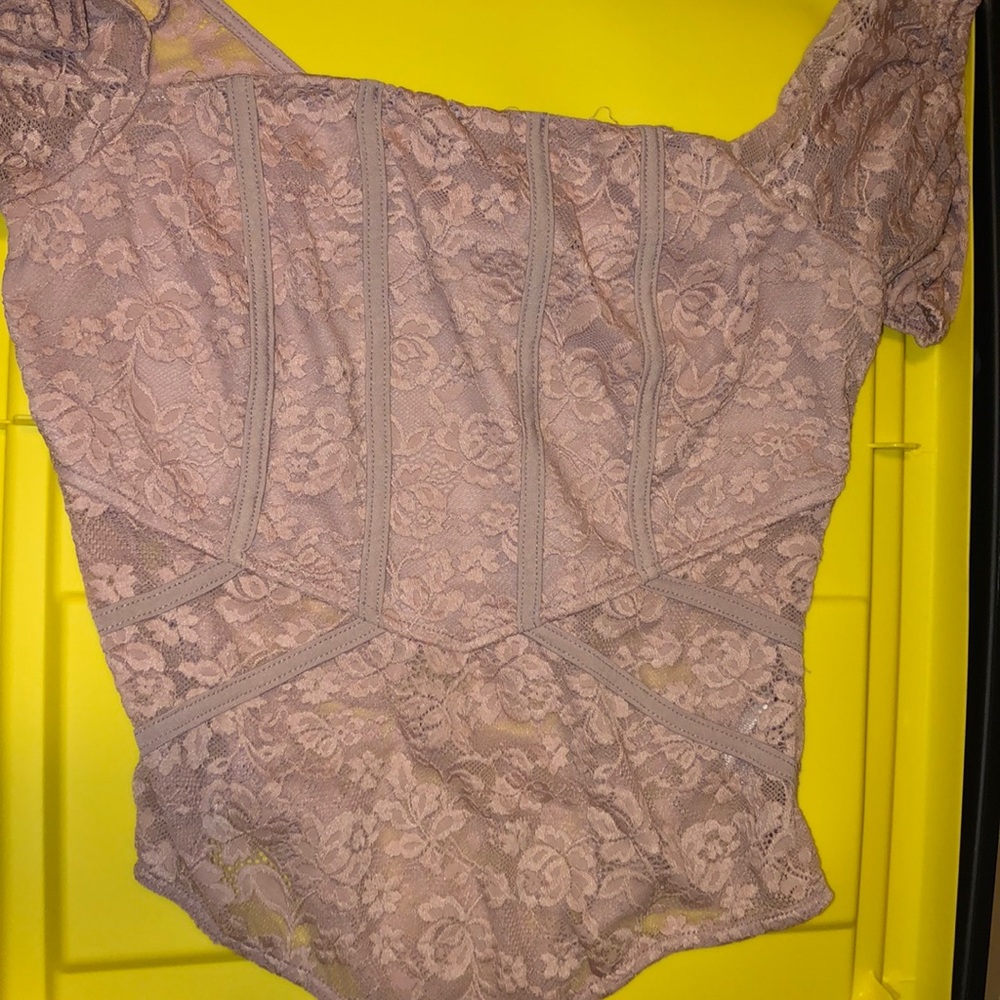 Lace body suit